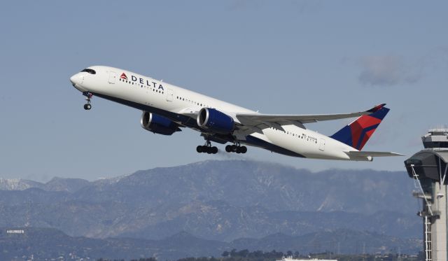 Airbus A350-900 (N508DN) - Departing LAX