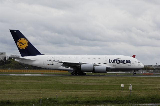 Airbus A380-800 (D-AIMD) - Departure at NRT Airport R/W16R on 2012/04/30