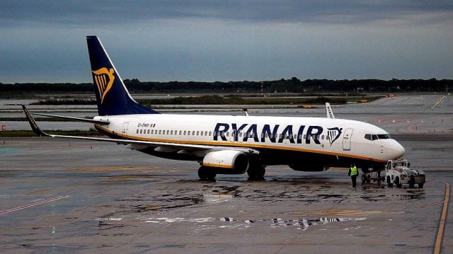 Boeing 737-800 (EI-DWO) - BARCELONE, 22 NOVEMBRE 2016