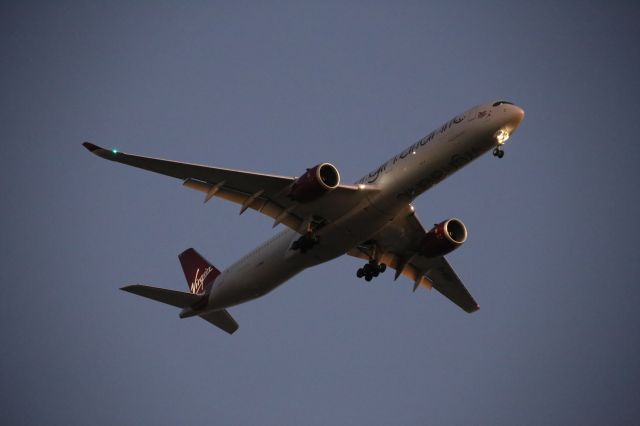 Airbus A350-1000 (G-VPOP)
