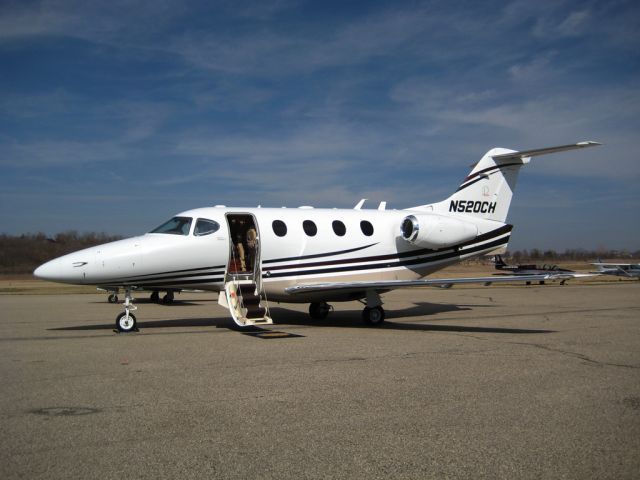 Beechcraft Premier 1 (N520CH)