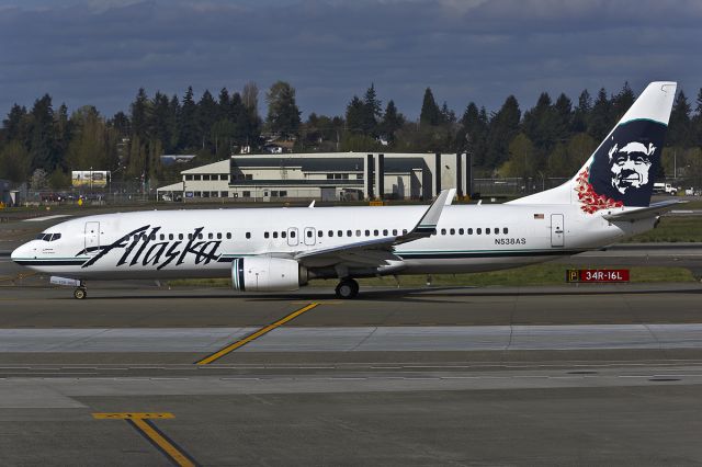 Boeing 737-800 (N538AS)