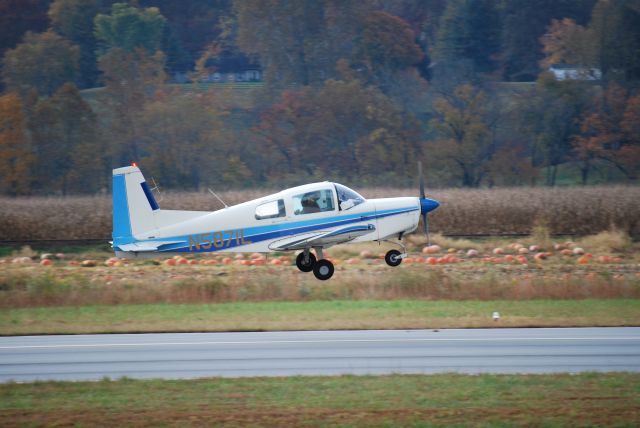 Grumman AA-5 Tiger (N5871L) - Fall Takeoff