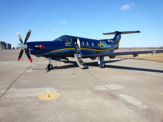 Pilatus PC-12 (N371LL)