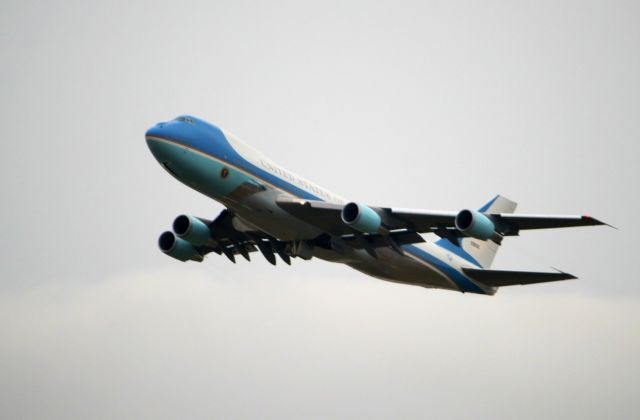 N28000 — - Air Force One departs KDTW