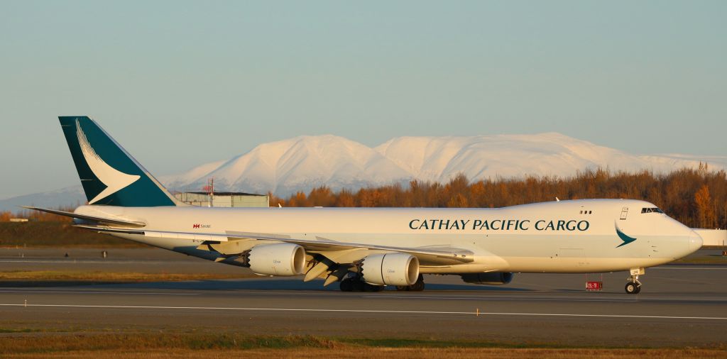 BOEING 747-8 (B-LJH)