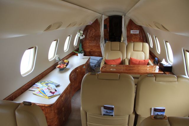 Embraer Legacy 600/650 (OE-LLG)