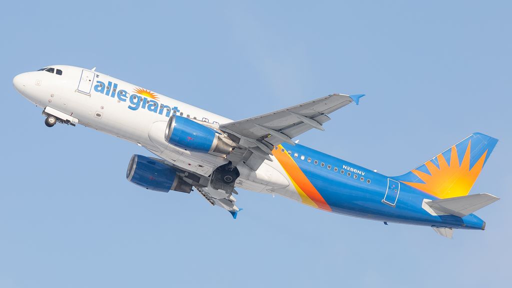 Airbus A320 (N286NV) - An Allegiant A320 departs from runway 27L at KSBN.