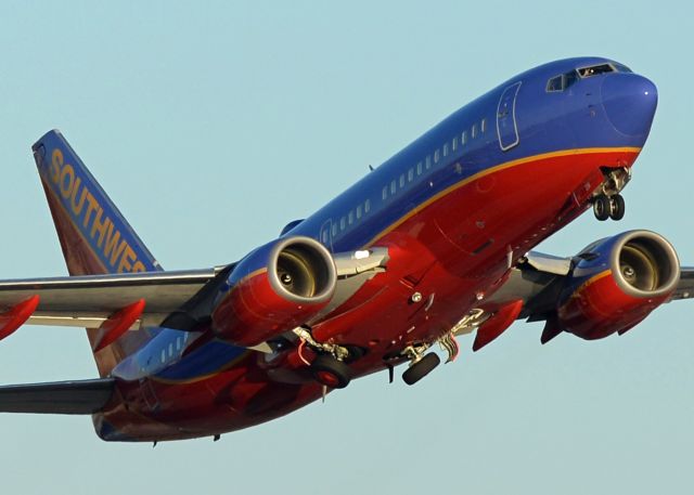 Boeing 737-700 (N251WN)