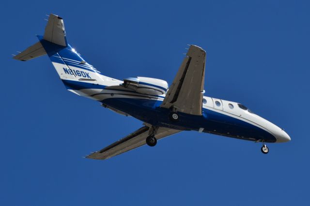 Beechcraft Beechjet (N816DK) - APACO INC on final at KCLT - 10/8/18