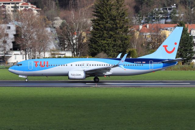 Boeing 737-800 (G-FDZS)