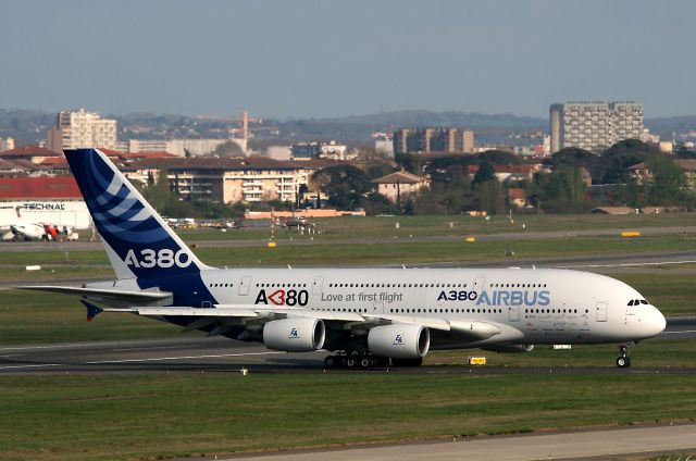 Airbus A380-800 (F-WWDD) - Airbus A380 after flying test, Toulouse Blagnac Airport (LFBO-TLS)