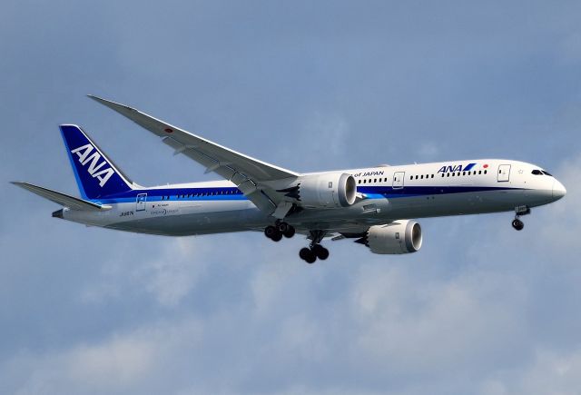 Boeing 787-9 Dreamliner (JA887A) - ALL NIPPON AIRWAYS - BOEING 787-9 DREAMLINER - REG JA887A (CN4 3874) - SYDNEY KINGSFORD SMITH INTERNATIONAL AIRPORT NSW. AUSTRALIA - YSSY 15/9/2017