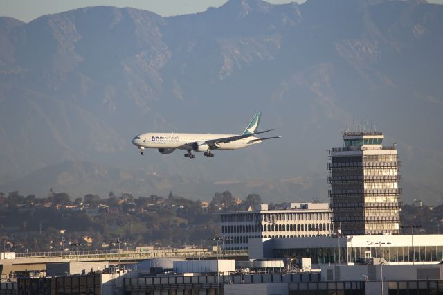 BOEING 777-300ER (B-KQN)