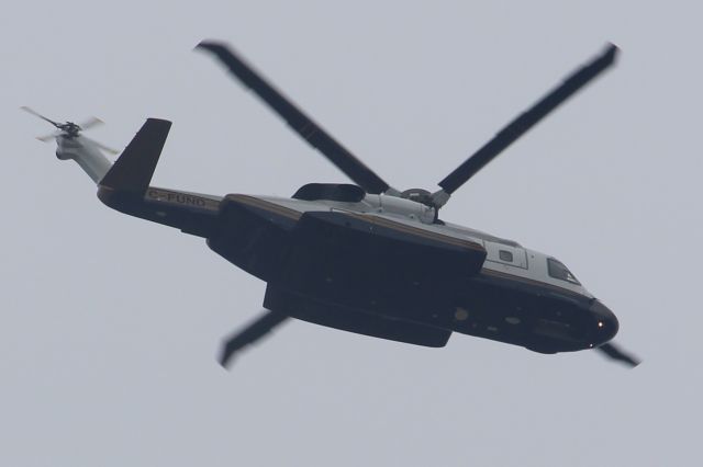 Canadair Challenger (C-FUND) - Taken flying overhead from my backyard in Leaside, ON