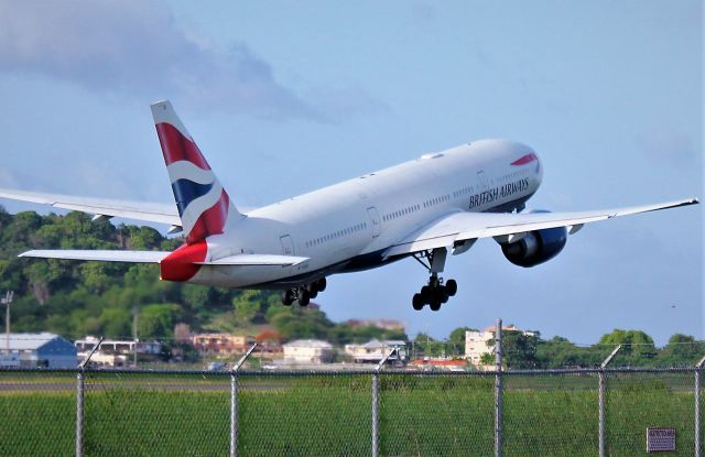 Boeing 777-200 (G-VIIU)