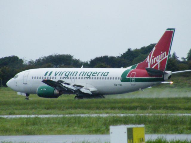 Boeing 737-700 (5N-VNE) - 5N-VNE Boeing 737-33V CN 29340/3121 VIRGIN NIGERIAN Arriving shannon for painting