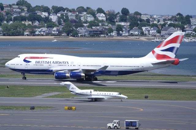 Boeing 747-400 (G-BYQA)