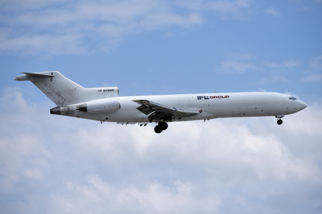 BOEING 727-200 (N216WE) - Second to last 727 built, line # 1831, built in 1984. Shown on short final for 23-R at KIND on 05-18-18