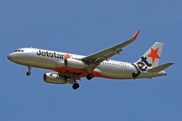 Airbus A320 (VH-YXT)