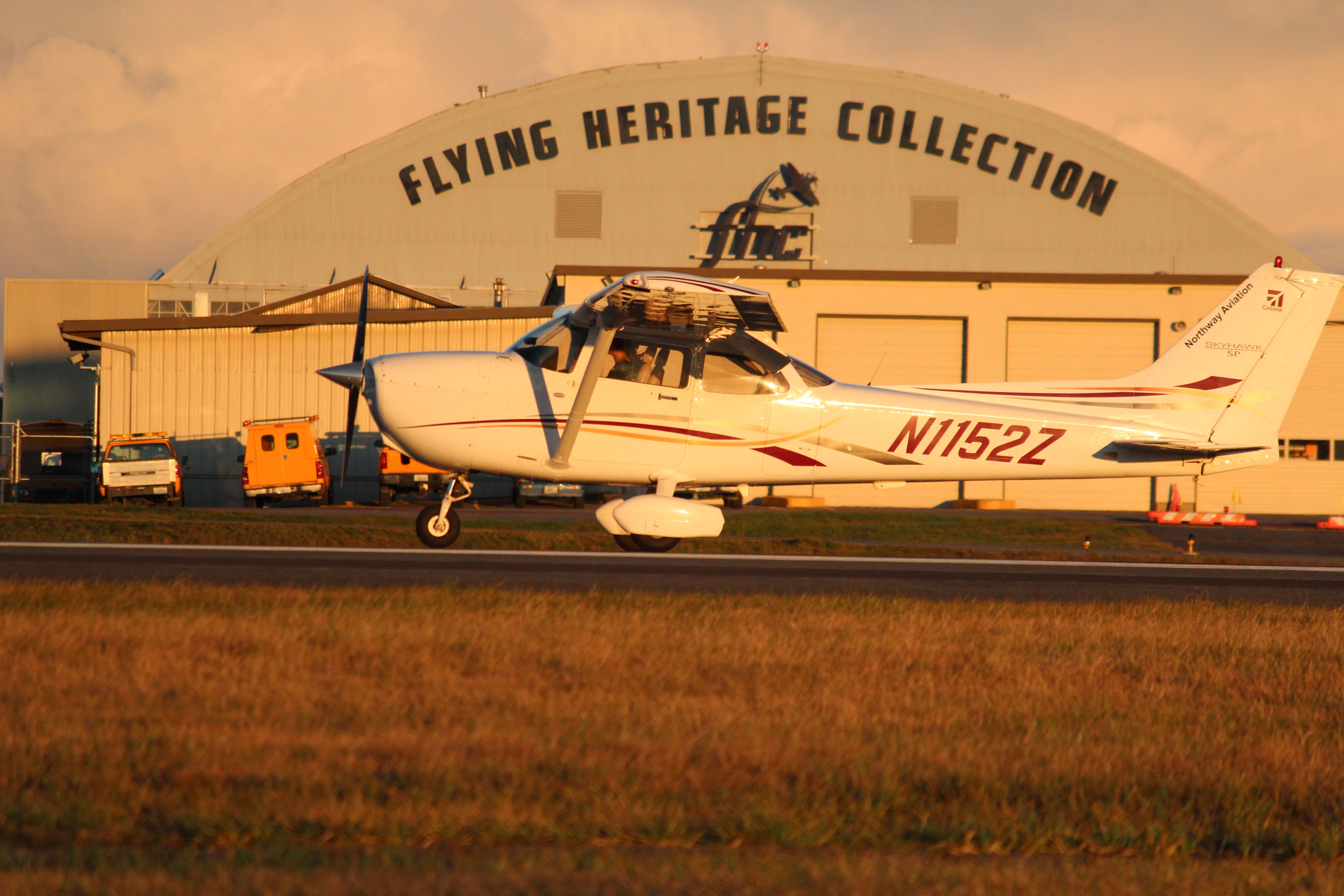 Cessna Skyhawk (N1152Z)