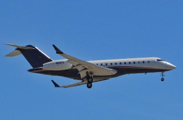 Bombardier Global Express (N91FX)