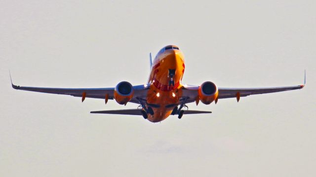 Boeing 737-700 (N781WN) - Captured this bird departing on Runway 02L.