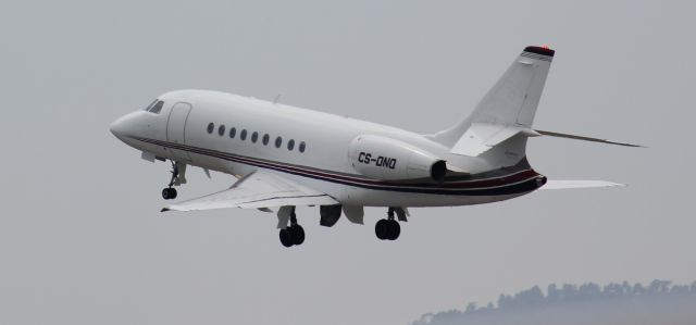 Dassault Falcon 2000 (CS-DNQ)