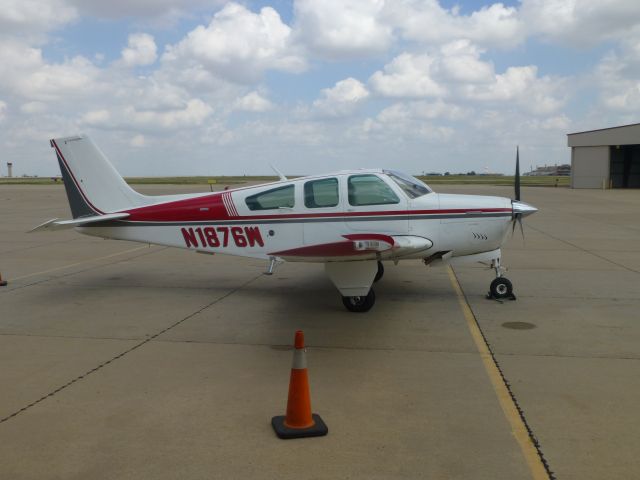 Beechcraft Bonanza (36) (N1876W)