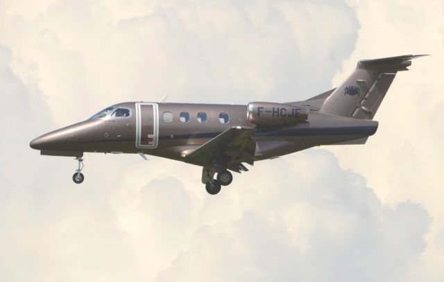 Embraer Phenom 100 (F-HCJE)