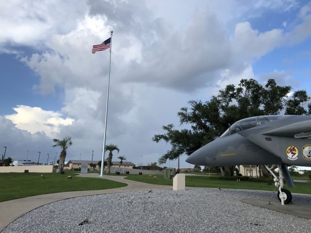 — — - F-15 'Gate Guard'