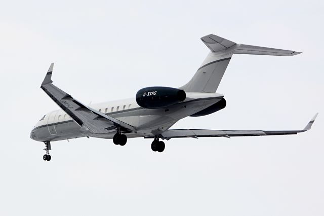 Bombardier Global Express (G-XXRS) - TAG AVIATION (UK) LTD. PREV. REG. C-FCSR