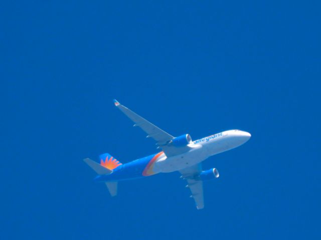 Airbus A320 (N246NV) - AAY691br /AZA-SGFbr /08/25/22
