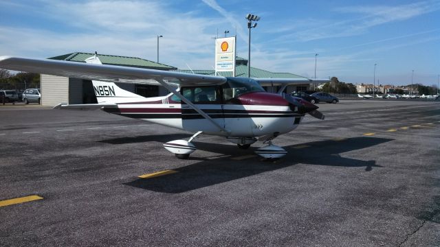 Cessna Skylane (N85N)