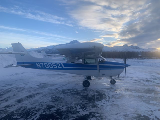 Cessna Skyhawk (N70052)