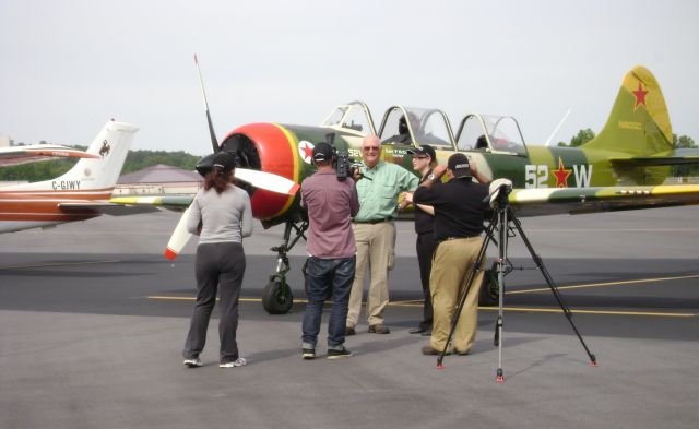 YAKOVLEV Yak-52 (N90GC)