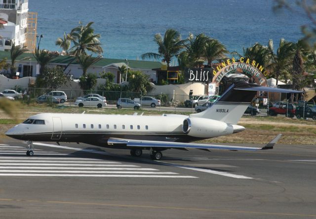 Bombardier Global 5000 (N193LA)