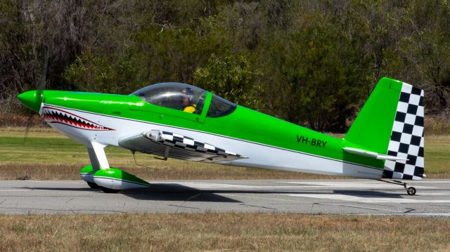 Vans RV-7 (VH-BRY)