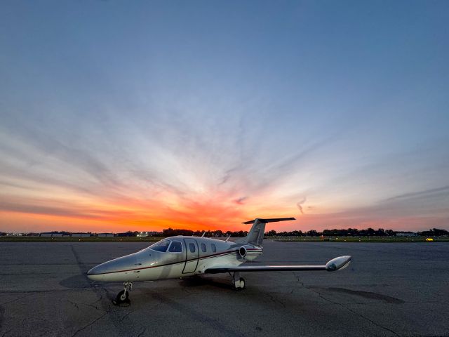 Eclipse 500 (N136TE)