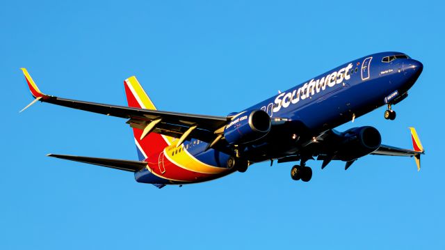 Boeing 737-800 (N8301J) - "Warrior One" arriving during golden hour