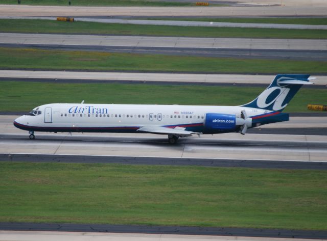 Boeing 717-200 (N928AT) - Arriving 6/16/12