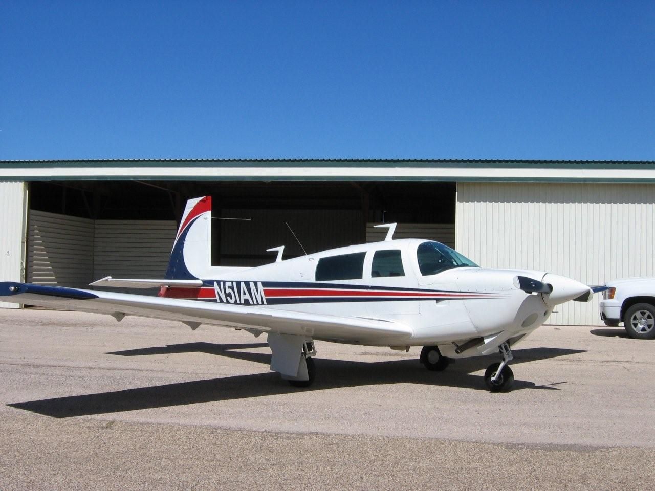 Mooney M-20 (N51AM)