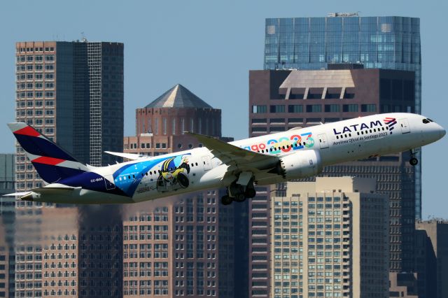 Boeing 787-9 Dreamliner (CC-BGS)