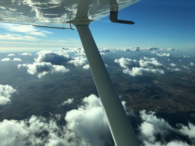Cessna Skylane (N757RY)
