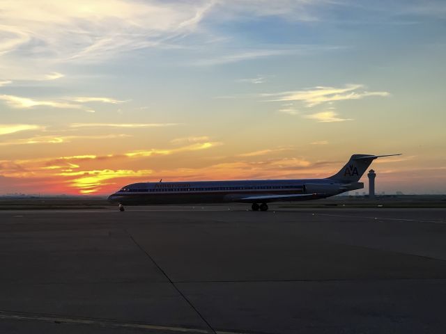 McDonnell Douglas MD-80 (N70425)