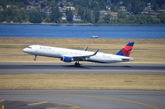 Airbus A321 (N330DX) - DAL2544 departing on 28R for Minneapolis (KMSP/MSP). My first time seeing one Deltas new A321s!