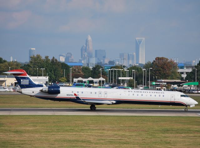 Canadair Regional Jet CRJ-900 (N929LR) - Rolling 18C - 10/20/10