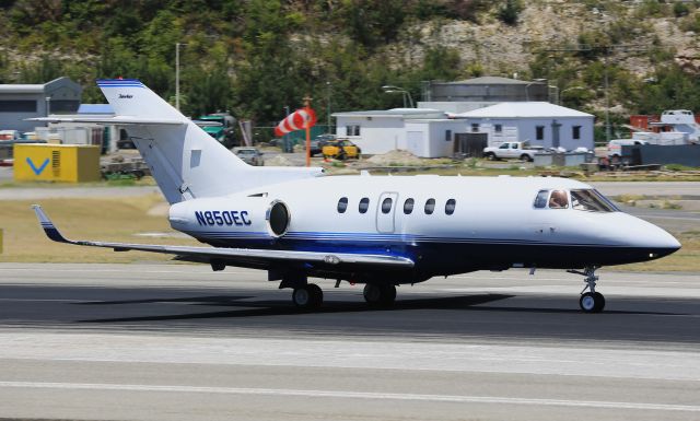 Hawker 800 (N850EC)