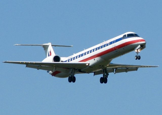 Embraer ERJ-145 (N618AE) - At Shreveport Regional.