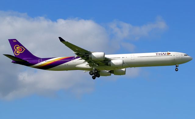 Airbus A340-600 (HS-TNB)